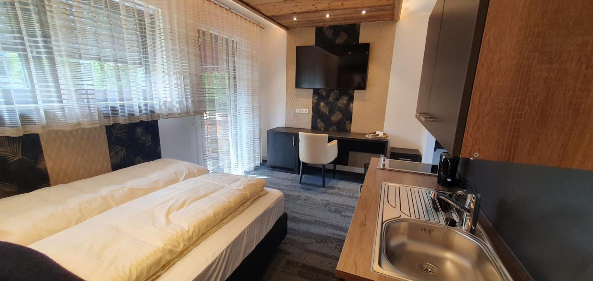 Hotel Lh Boardinghouse Gmbh - Wi Dahaam Küps Exteriér fotografie